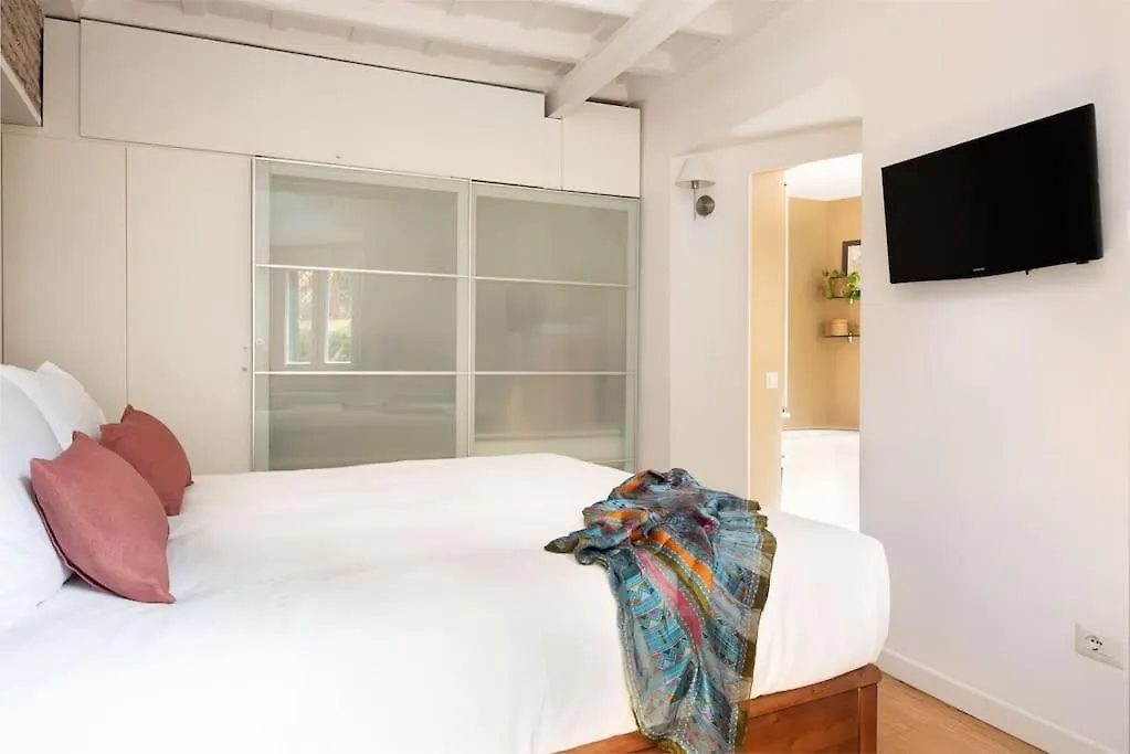 Apartment Idyllia - Cozy Central Retreat In Trastevere Rome