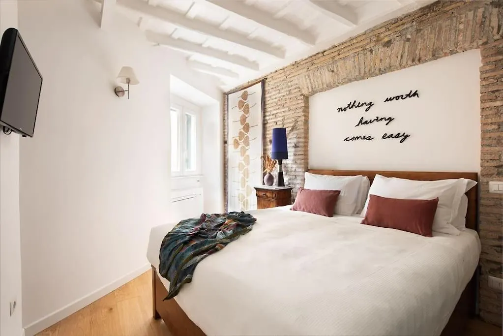 Idyllia - Cozy Central Retreat In Trastevere Rome Apartment