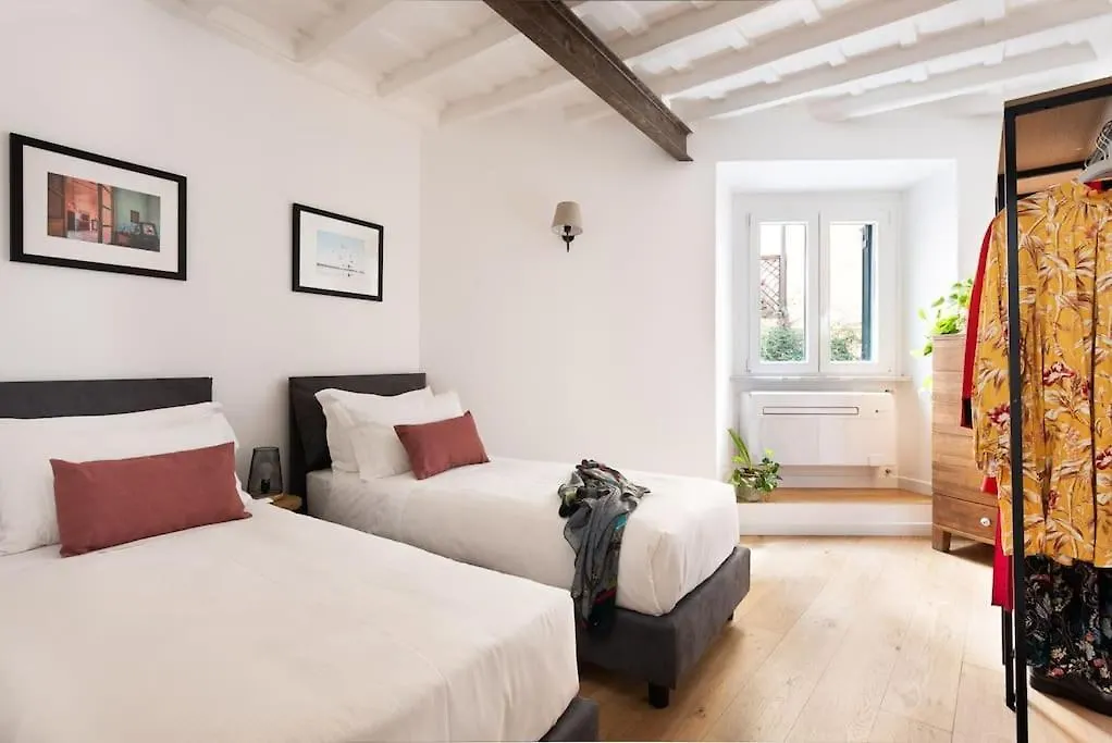 Apartment Idyllia - Cozy Central Retreat In Trastevere Rome